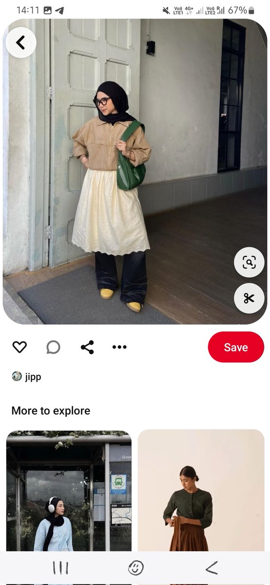 coffelesssugar's tweet image. Girls, orang pake outfit yang ditumpuk tumpuk gini kok kece bener yh, lah aku pake beginian kek apa banget, kaga nyambung😭😭 ayo adu outfit kalian yang numpuk2 itu plisss. Aku pengen kece kek kalian😭😭😭🙏🙏