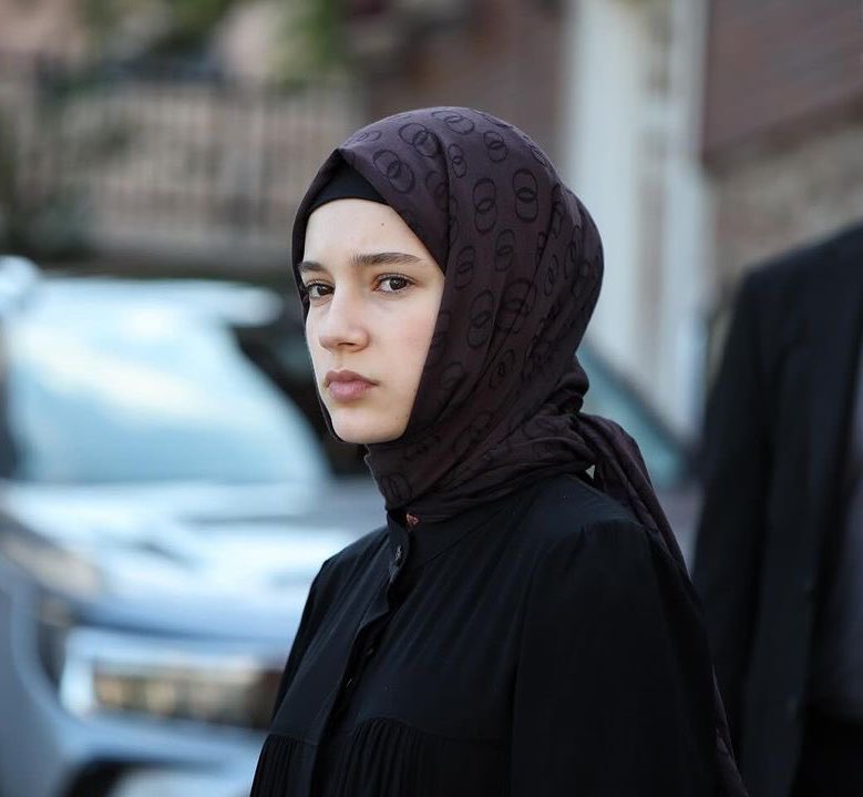 If Zeynep Tezel has a million fans, I am one of them. If Zeynep Tezel has ten fans, I am one of them. If Zeynep Tezel has only one fan that is me. If Zeynep Tezel has no fans, that means I am no longer on earth. If the world is against Zeynep Tezel, then I am against the world.