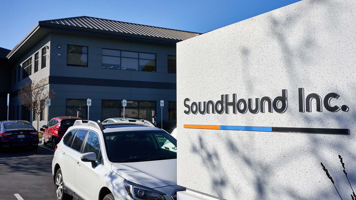 🔥 SOUN Stock Hits New Highs! 🎶 SoundHound AI is making waves with a 10% surge today as investors flock to innovative voice AI technology! 🚀 With partnerships expanding and AI solutions in high demand, is this just the beginning? Don't miss out on the sound of success!