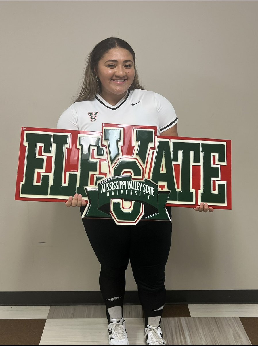 CoachDonnieXULA's tweet photo. Thanks @coachrdubya For An Amazing Visit #EleVateState #Valley #ALLINπππ @Softball_La @HBCUSports1 @HBCUSoftball @Playmakers1212 https://t.co/boLCbWNkXl