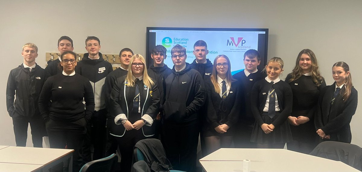 DAY 1 of 16 Days of Activism 2024‼️

Training staff &amp; mentors in Linwood High School today, well done to everyone involved👏🏼. #16daysofactivism #youngandequallysafeinrenfrewshire <a href="/DesFund/">Delivering Equally Safe</a> <a href="/InspScotlandSDS/">Inspiring Scot SDS</a>