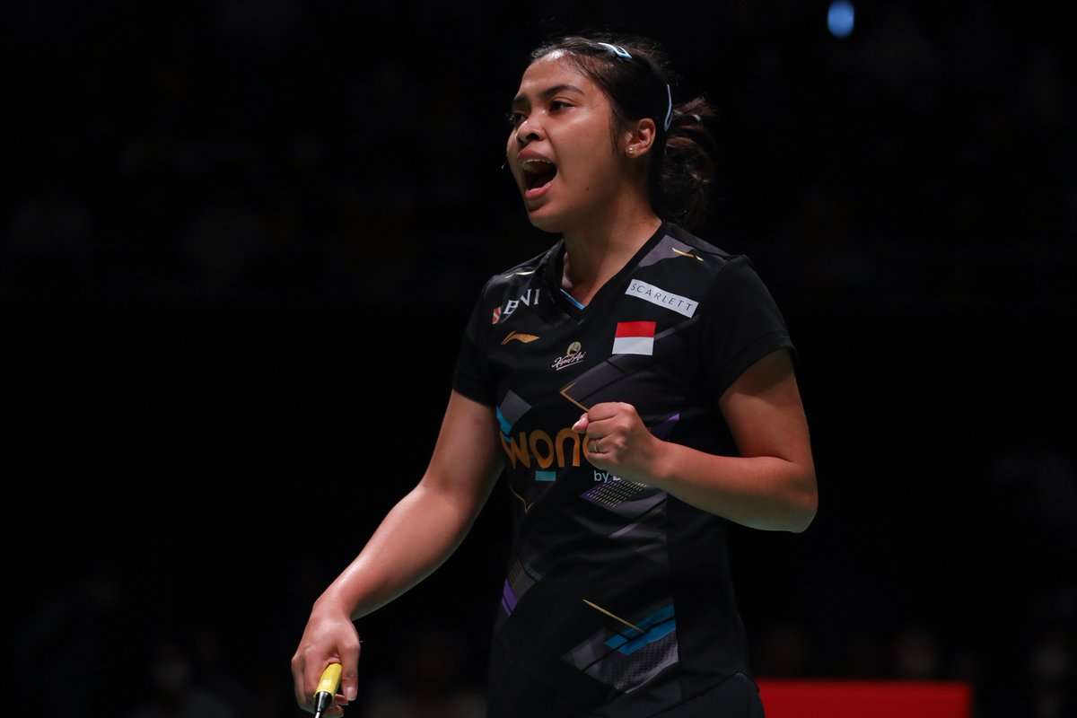 ainurohman's tweet photo. Resmi! 

*Sabar Karyaman Gutama/M. Reza Pahlevi Isfahani naik 2 peringkat, menempati ranking 11 dunia, tertinggi dalam kariernya. Sebuah lonjakan yang impresif krn pd September lalu mereka masih ada di ranking 23 dunia. Pada Maret, mereka masih di nomor 49 dunia.   

*Gregoria Mariska Tunjung juga naik 2 peringkat, menempati posisi 6 dunia, juga tertinggi dalam kariernya. Pelan2 menuju 5 besar dunia. 

📸: PBSI