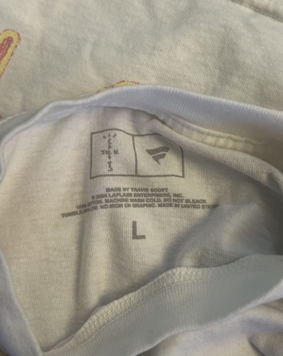 you dumb bro ngl

it’s a fanatics collab so the fanatics logo is on the tag next to the cactus jack logo, maybe do your research before making false claims