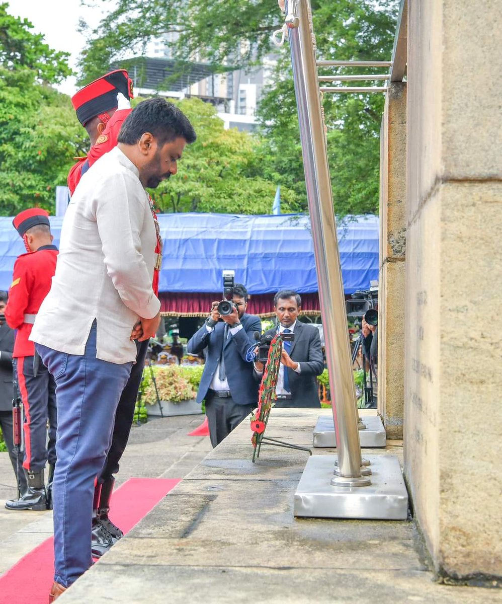 EmDeeS11's tweet photo. Every year come November...
ඉල් මහා විරුසමරුව (JVP Heroes Day)👍🏾
Poppy Day Remembrance👍🏾
Maaveerar Naal 👎🏾
Or 👍🏾 BUT, no flags, no pix, no this, no that....!
This marked double standard is upheld (in varying degrees), depending on who's in power.
#RightToRemember is for all! https://t.co/M4iMDAu3yI