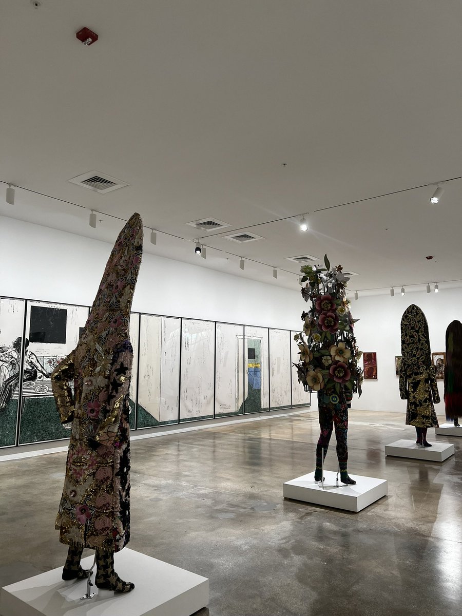 Fresh Out the Gallery ..🎨💛