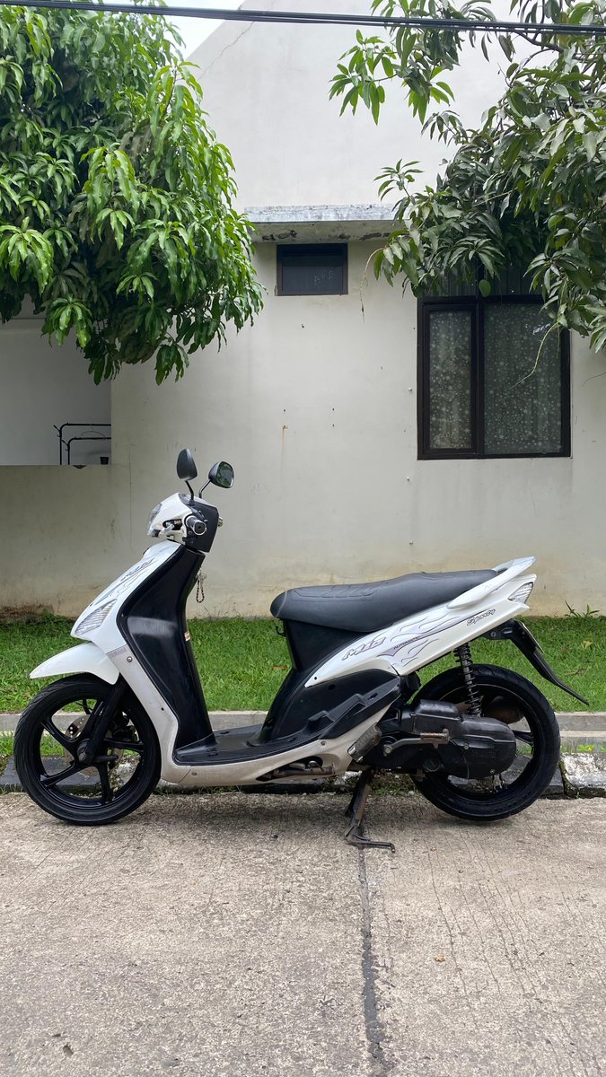 Main motor kemarin sore 🛠️ tweet media