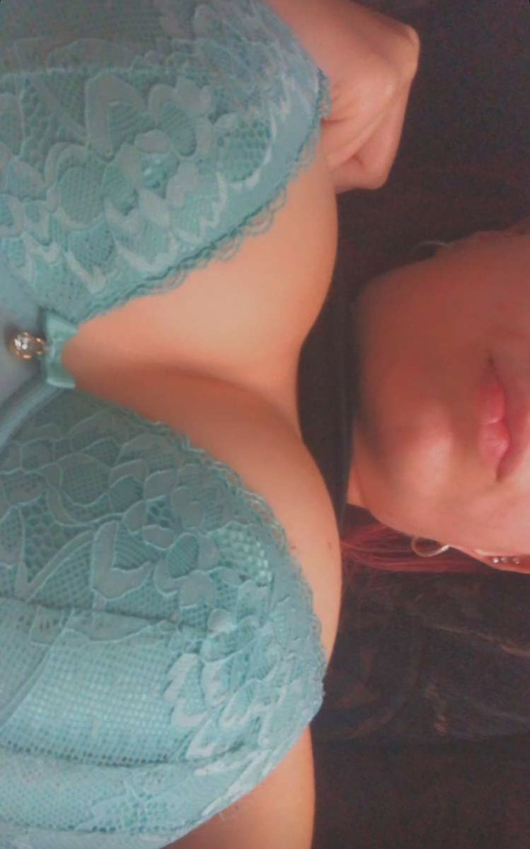 Girl1Top's tweet photo. Good morning you horny lot! #goodmorning #hung #bbc #bwc #cuck #hotwife # horny #lingerie https://t.co/TkKLU9Njjc
