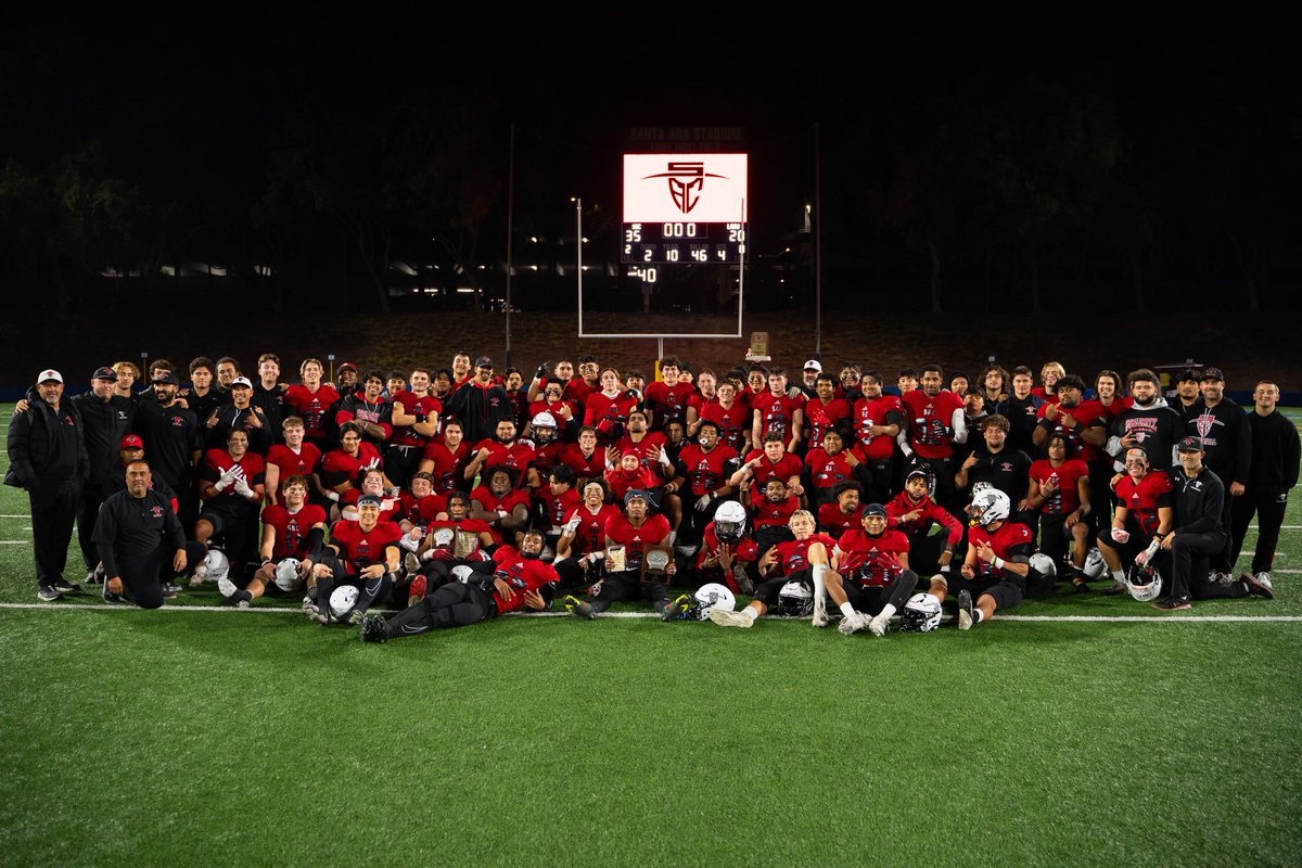 Your 2️⃣0️⃣2️⃣4️⃣ Western State Bowl Champions! 🏆🏈

#SACDons #SACFB #DonsWin