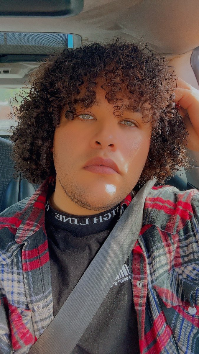 LightBeamJay's tweet photo. Car Selfie Thread https://t.co/TIkH36XPYk