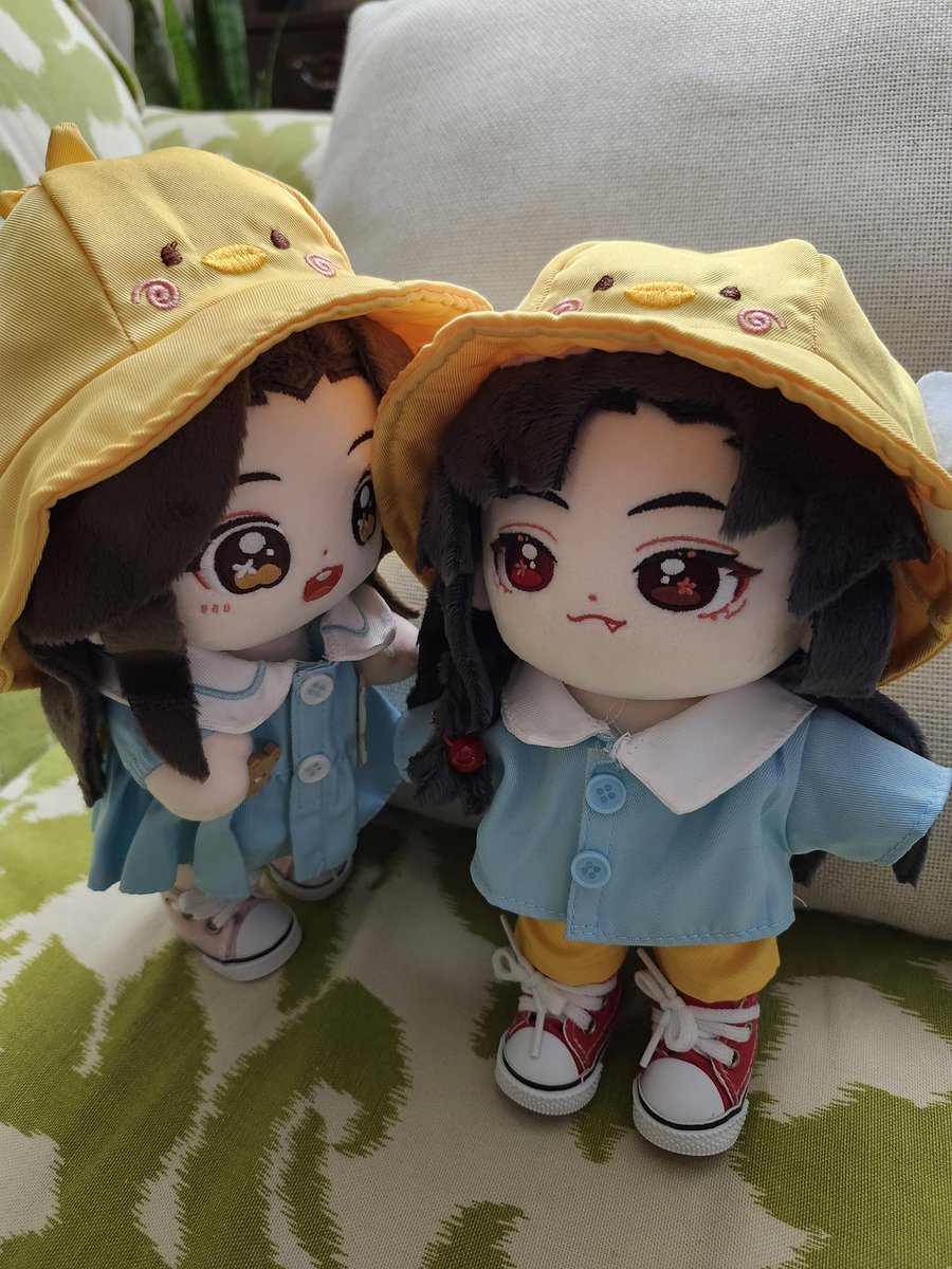 2000sadbees's tweet photo. Just HuaLian being cute 🥰
#HuaLian #TGCF #minidoll https://t.co/EP7jTcqVAx
