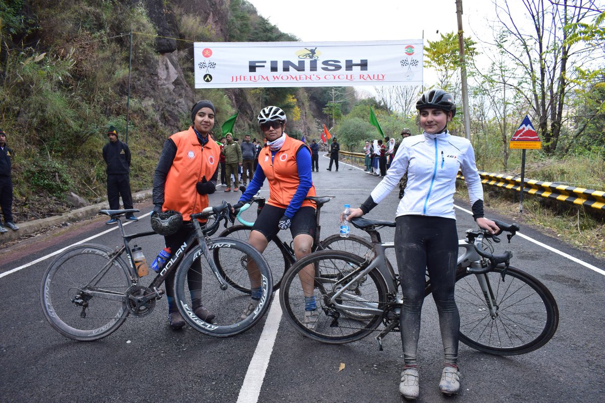 Chhanhima_06's tweet photo. Pedaling towards a healthier future! Over 100 women cyclists took on the challenging terrain of Jhelum, proving that fitness and determination go hand in hand. #FitnessGoals #WomenEmpowerment #CycleRally #DrugFreeKashmir https://t.co/P3nU72hpxG
