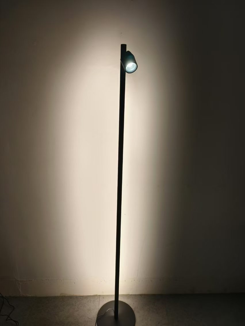 Chloe06250104's tweet image. A lately hot sale floor lamp, use for  casual reading and ambient life.
#standinglight#readinglight#lightingdesign#modernlight#floorlight#projectlighting#homedecor#interiordesign#homefixture