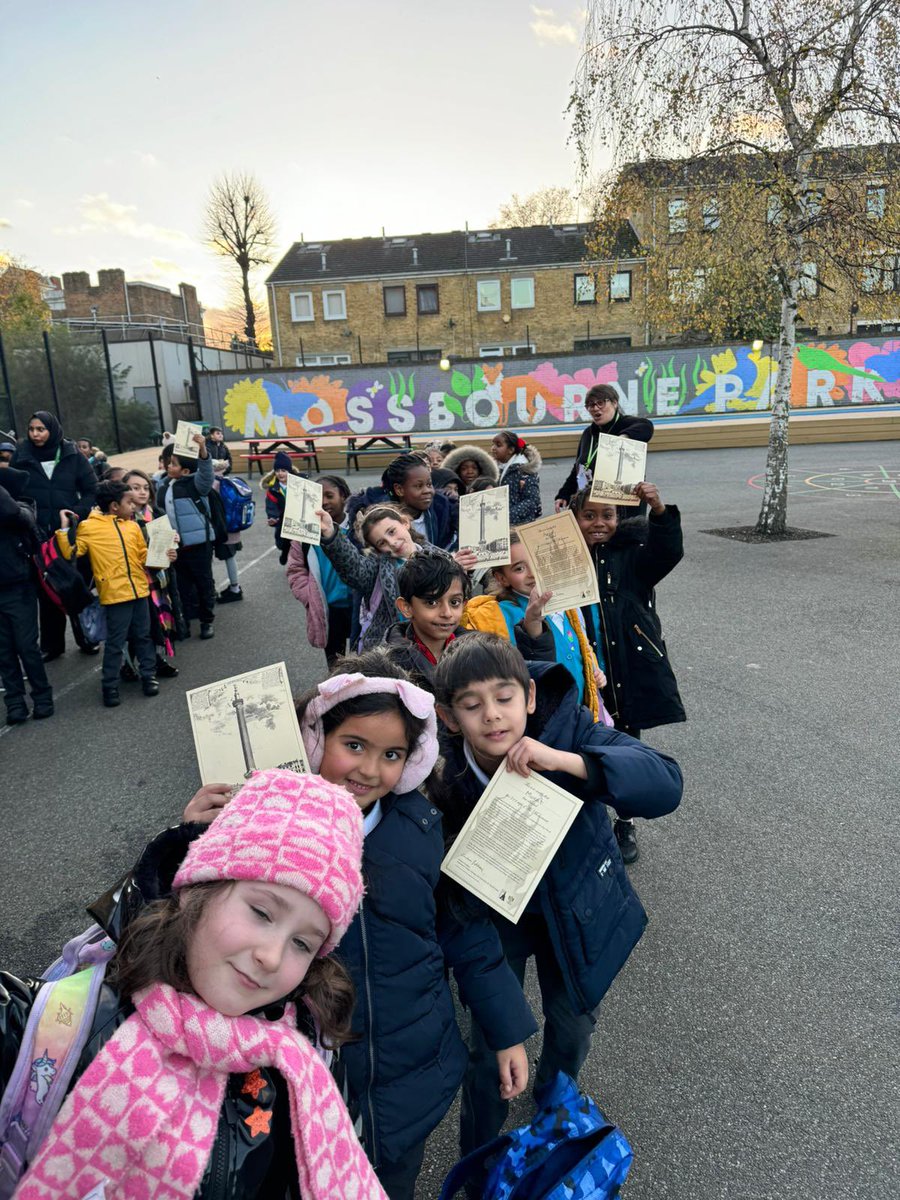 Year 2 had an amazing trip to the monument yesterday 🔥and even got a certificate for climbing to the top! #ParksidePride