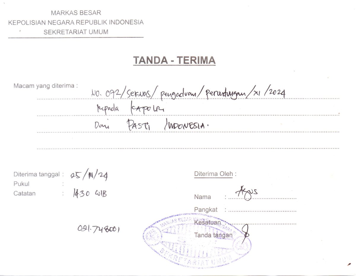LexWu_13's tweet photo. Izin bsk baru sy release ya kronologis dan bukti-bukti yang di kirimkan ke Kapolri, Kabareskrim dan PPATK.
Kalau sudah masuk gini kan enak kita nge-gas nya.

Izin Semeru 1, Kalau ada anggota yang bermental keparat dengan berjubah Seragam Aparat. Sekiranya di Tindak Tegas! COPOT dan YANMA-kan!