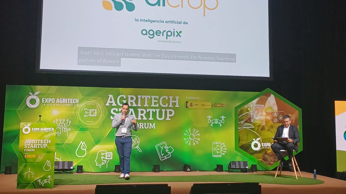 AgroBank_CABK's tweet photo. Las últimas startups en pitchear son 🔸#NomadSolarEnergy: generador solar
🔸#Agerpix: Agricultura de precisión
#ExpoAgriTech https://t.co/X2Qy4SYsa2