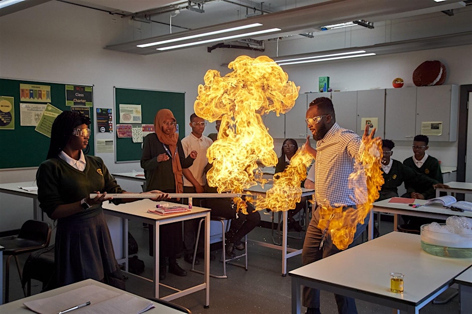 Tuesday 10th December 2024 at 6pm 
'Get into Teaching' online webinar.
This free event is for anyone considering a career in Primary or Secondary teaching in South London.
Register by clicking below:
eventbrite.com/e/get-into-tea…