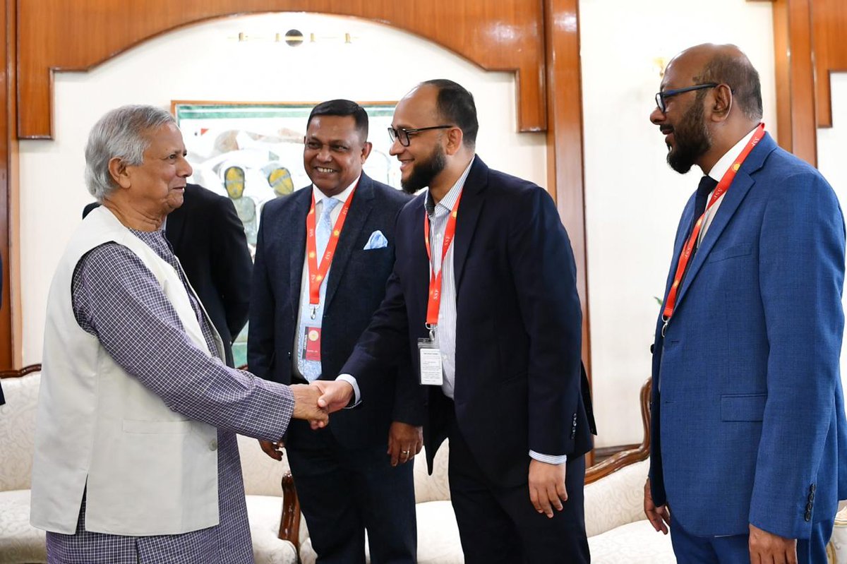 ChiefAdviserGoB's tweet photo. Chief Adviser urges top business executives to team up with the government
#Bangladesh #ChiefAdviser https://t.co/lSrsda0E3S