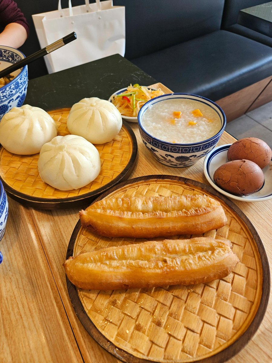 KfteK's tweet image. The happiness in the morning starts with a hearty breakfast! 🌟Every bite is a wonderful expectation~