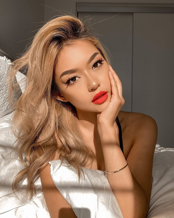 Ever woken up next to an ABG? Morning Glory Baby