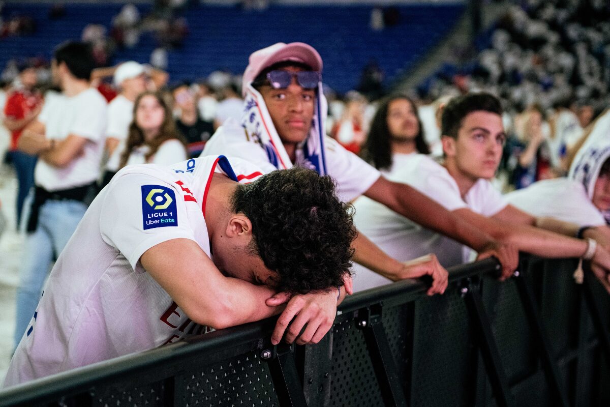 OL__Plus's tweet photo. « Si on descend en Ligue 2, on perd tout » : Angoisse à tous les étages après l’hypothèse d’une relégation de l’#OL
(Tribune de Lyon : https://t.co/awC3Oswx7v) https://t.co/NTftqhs1Gj