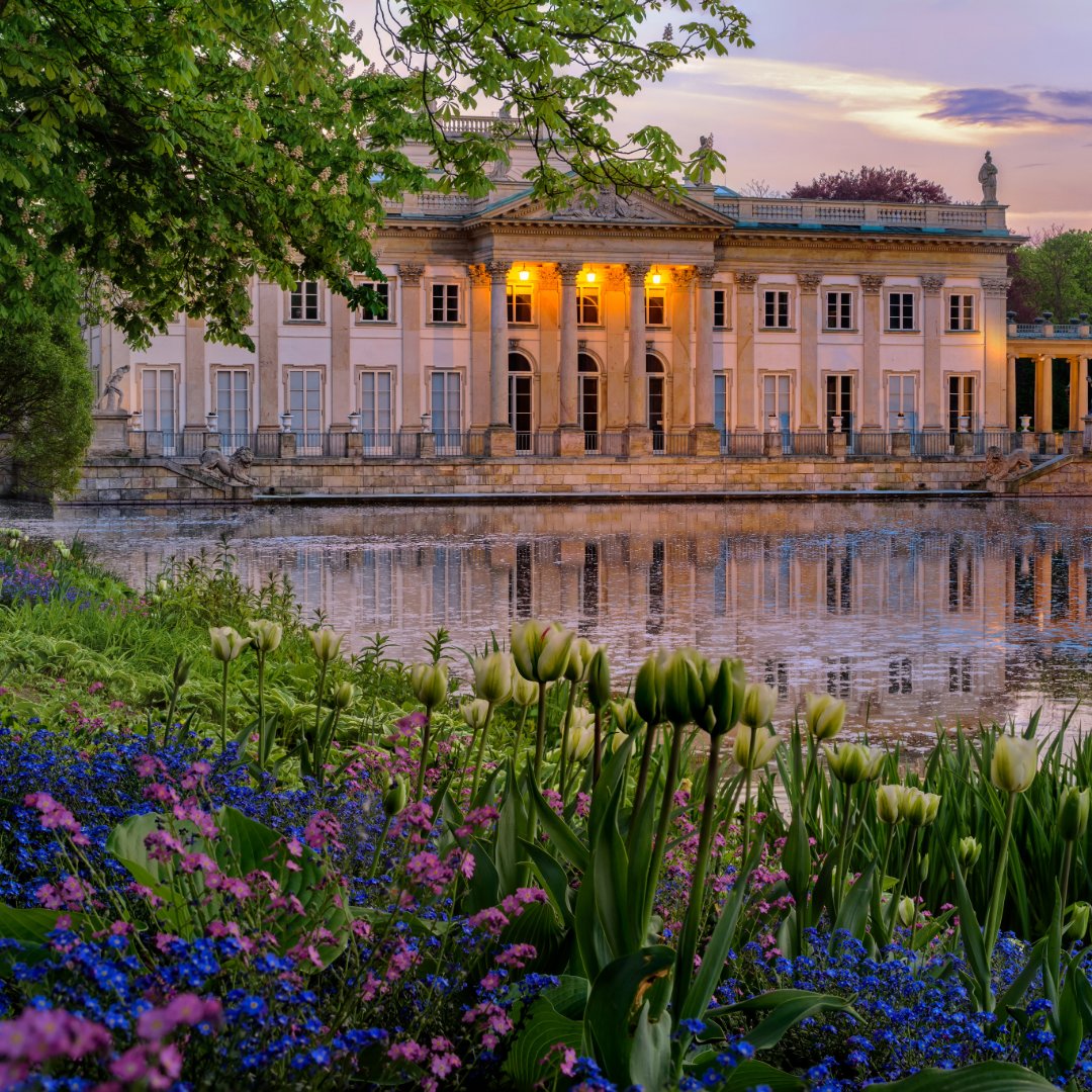 ¿#Varsovia o #Cracovia? ¿#Cracovia o #Varsovia? ¡Mejor las dos! ✈️✨#DynamicTours te lleva a descubrir ambas ciudades en unos programas llenos de historia, cultura y belleza. Este 2025, prepárate para conocer lo mejor de #Polonia.
dynamic-tours.com