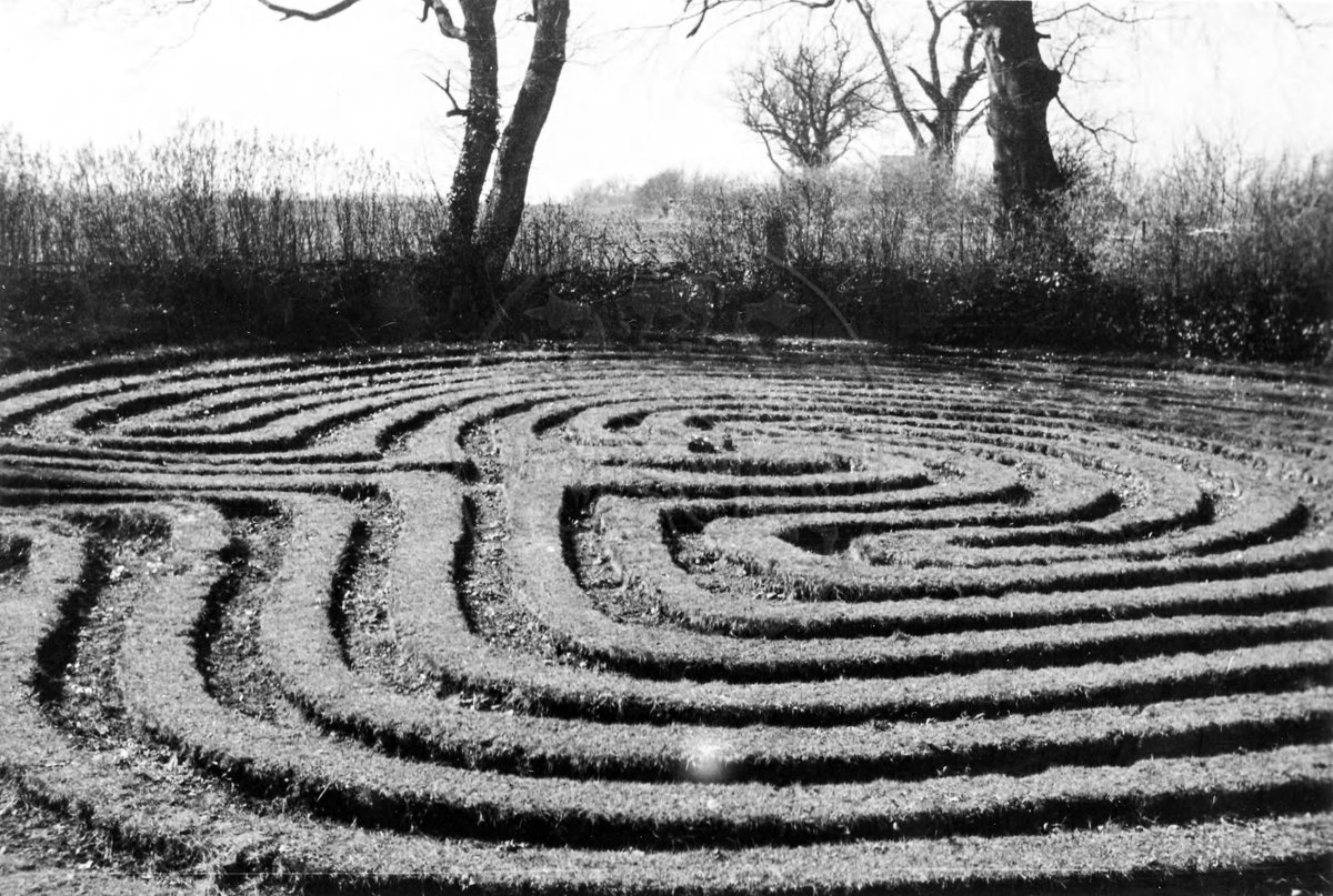 Oxon History Centre (@oxhist) on Twitter photo Troy towns or turf mazes can be found across the country, including this example at Somerton.  They have links back to ancient myths, as the walls of Troy were thought to have been built with many complex twists and turns. #EYAMythology #ExploreYourArchive Troy towns or turf mazes can be found across the country, including this example at Somerton.  They have links back to ancient myths, as the walls of Troy were thought to have been built with many complex twists and turns. #EYAMythology #ExploreYourArchive