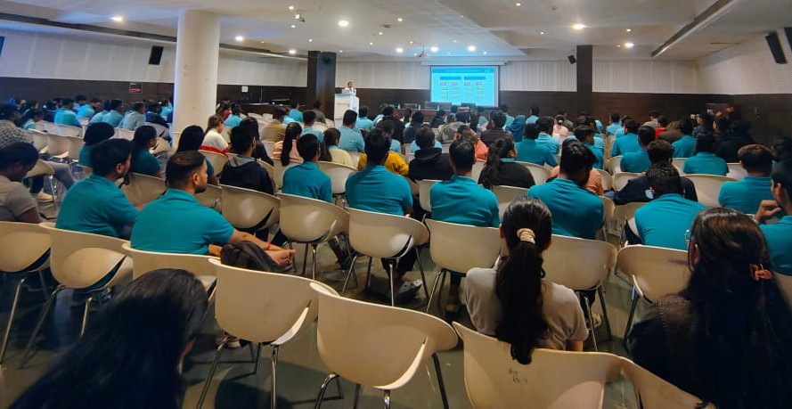 Prajafoundation's tweet photo. Praja Foundation hosted a workshop on Urban Governance at Marwadi University, Rajkot! In collaboration with the University, we are launching activities to empower students with the knowledge and tools for active citizenship.
#ActiveCitizenship #UrbanGovernance #PrajaKatta https://t.co/M9pNbTHvzU