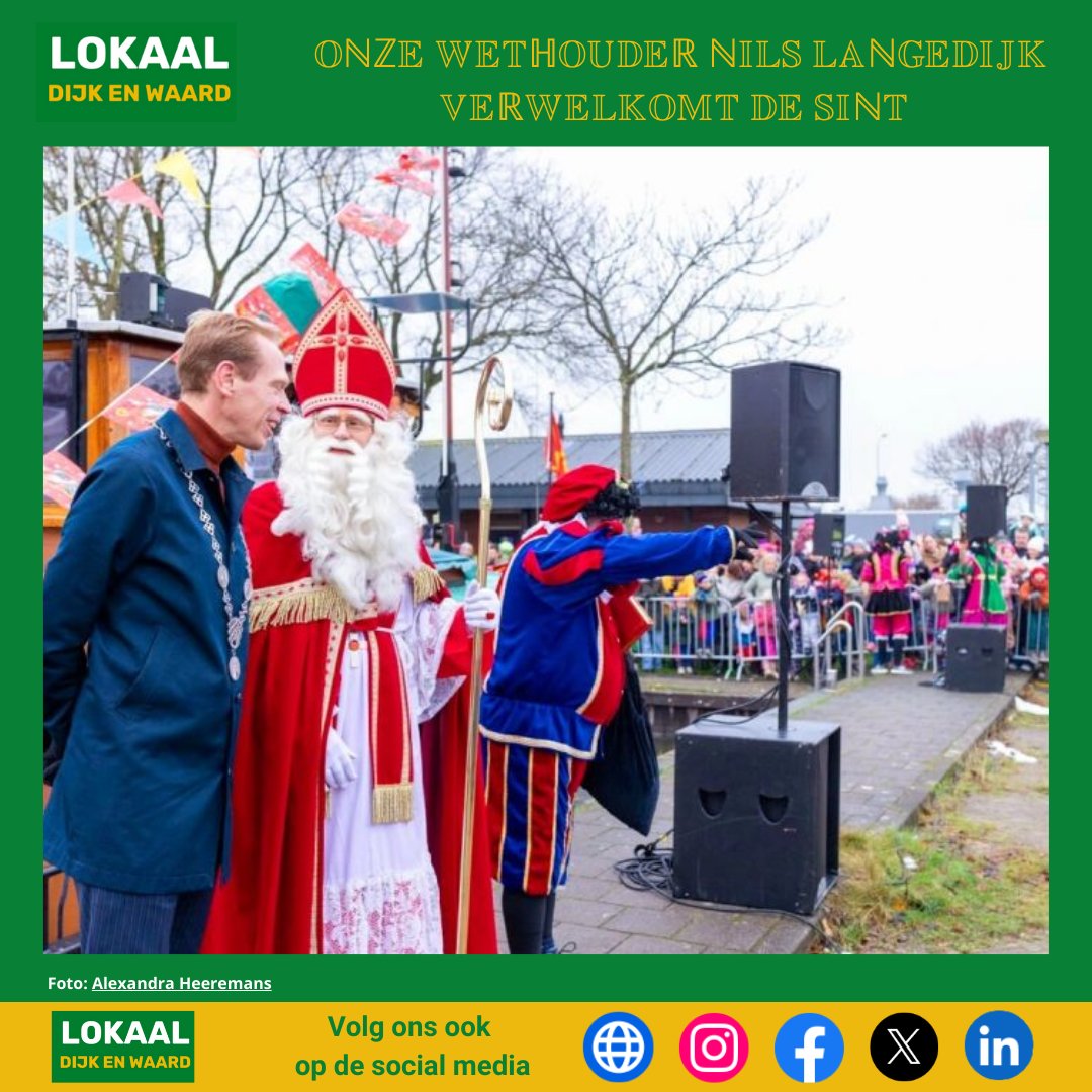 Loco burgemeester Nils Langedijk ontvangt Sinterklaas in de haven van Broek op Langedijk. #lokaaldijkenwaard #sinterklaasintocht #sinterklaas #broekoplangedijk #langedijk
