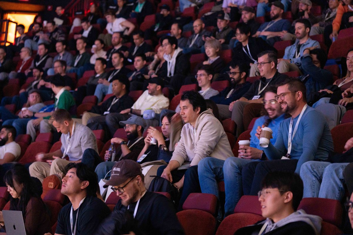 React Summit tweet media