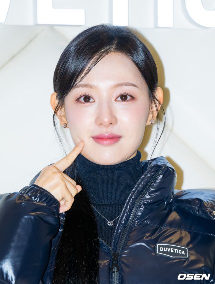 어떡함 내지원님이 너무 예쁘다고…🥹