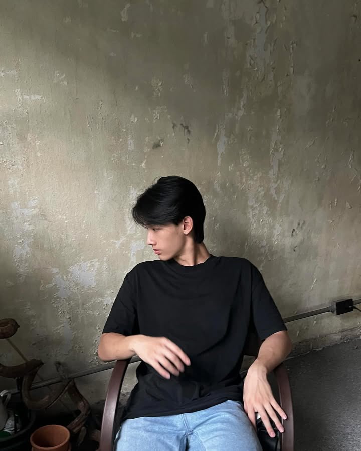 kusexyboy's tweet photo. “ตกหลุมรักอีกแล้ว แต่ครั้งนี้ไม่อยากปีนขึ้นมาเลย” 💚
-เบย์
IG : rcpbay
#เศรษฐศาสตร์ #ปี2 #KU83 #KUSEXYBOY #rcpbay https://t.co/GIUzUoqLea