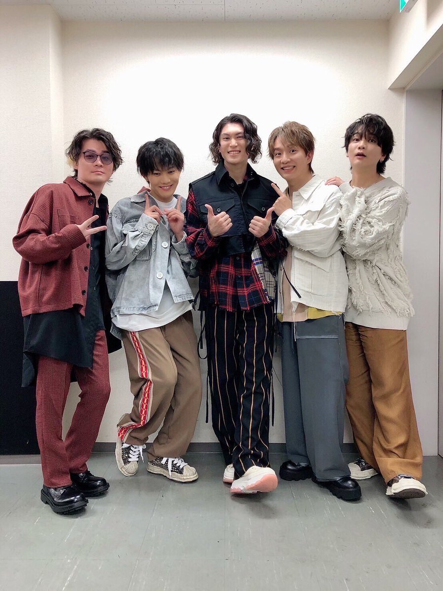 yano_0319's tweet photo. 『映画 #ギヴン 海へ』
生コメンタリー上映舞台挨拶にお越しいただき、ありがとうございました！

無事に⁇終わりました〜👏
感想ポストみると、みんなポップコーン跡の写真とってる〜！笑

明日はおさなな舞台挨拶です。幸せだ！

#とある日に見たギヴン海への話 https://t.co/UiuHuBP9Yi