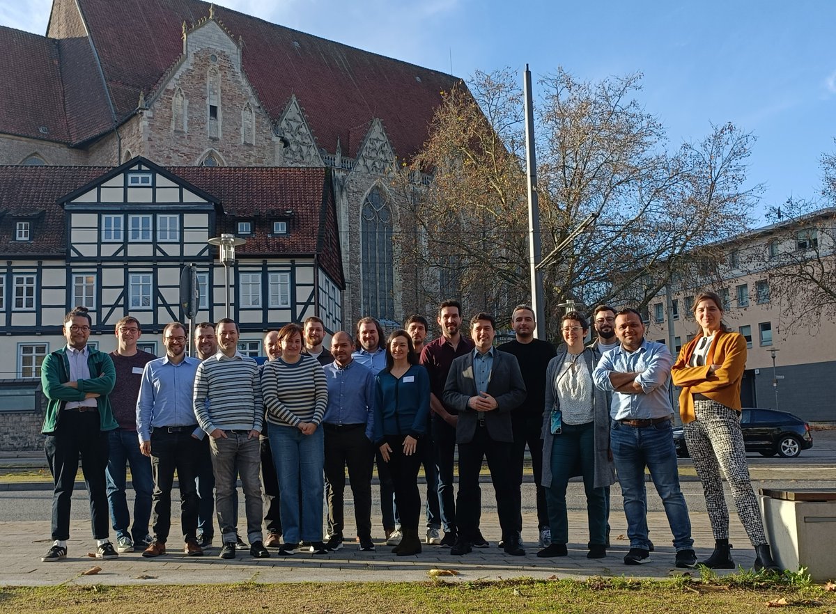 BATMACHINE_EU's tweet photo. Busy day with #BATMACHINE! 

Today, the consortium meets the Advisory Board to share 1.5 years of progress in #research. Plus, a workshop on #CellProduction in the #EU with guest speakers offering insights into #EnergyStorage in #EU this afternoon🔋

Stay tuned for updates! https://t.co/P3GJHVGQVX