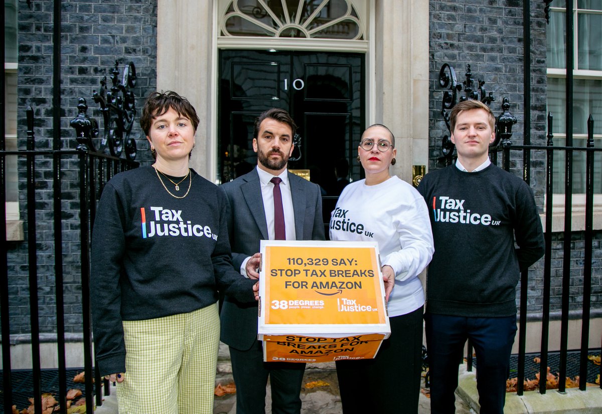 110,000 people have said enough is enough: the government must close loopholes for Amazon, and other huge corporations.

Yesterday we handed in your signatures to Downing Street. Thanks if you signed on <a href="/38degrees/">38 Degrees</a>.
