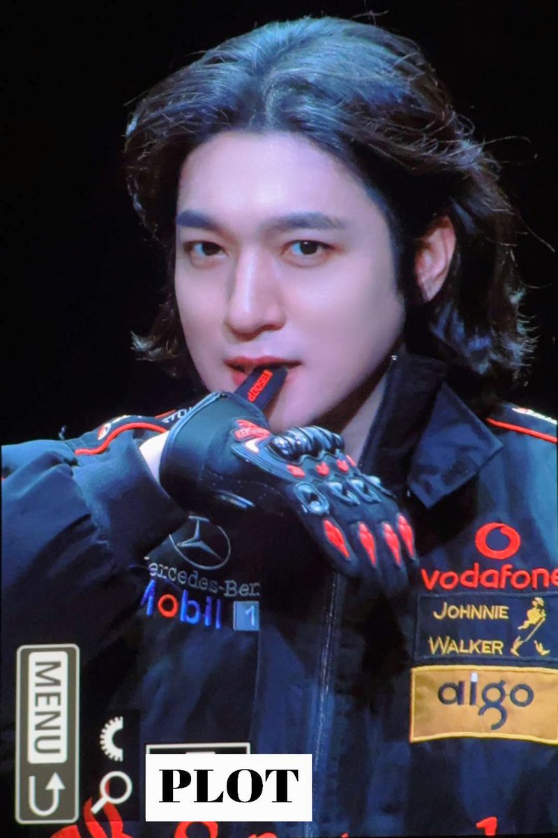 𝐏𝐥𝐨𝐭 tweet media