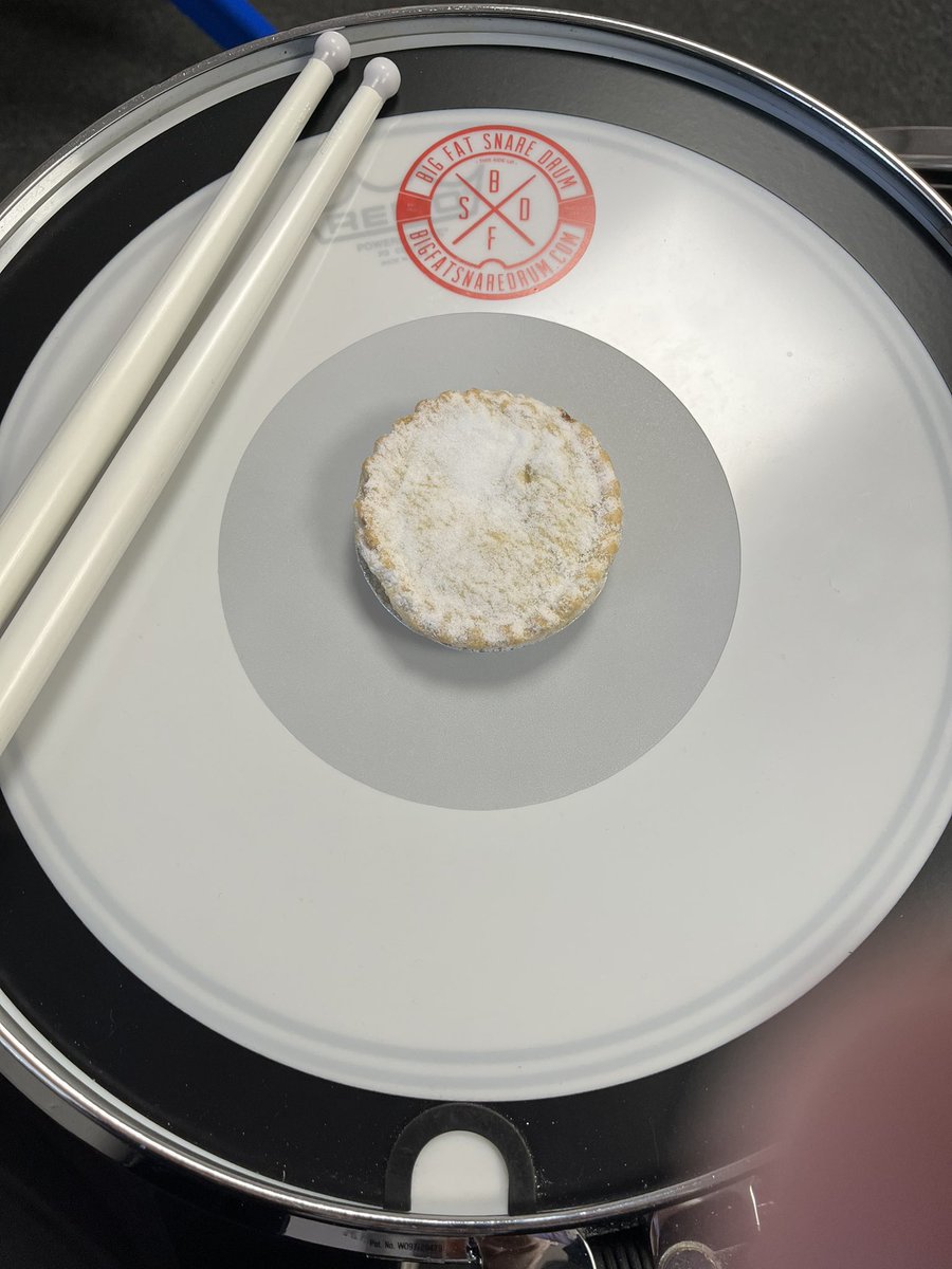 StuMartin_'s tweet photo. Drum pie! 🥁 https://t.co/wxf7bF8BGb