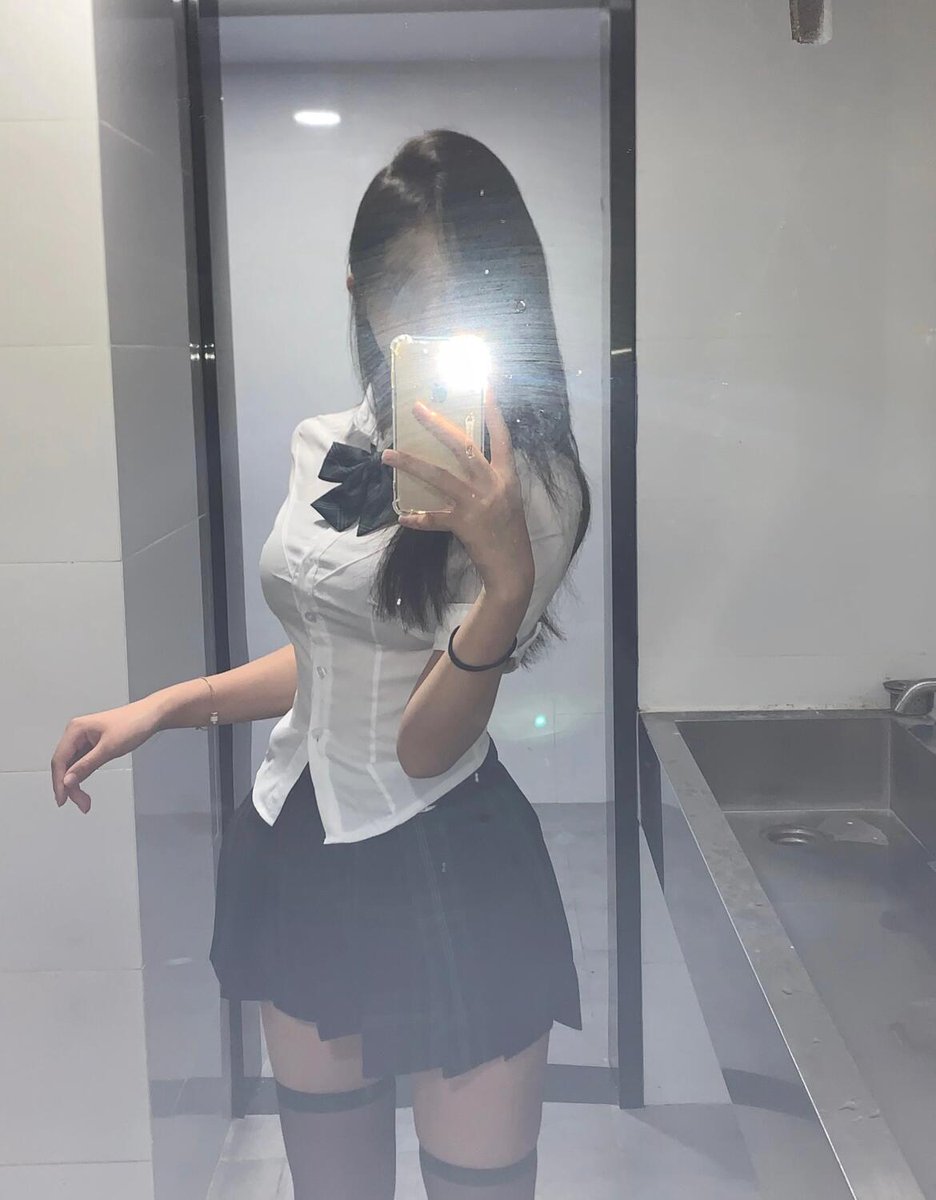 onx105's tweet photo. 今天是JK女孩 #福州 #福州线下 #个人兼职 https://t.co/xHXWZjTFmJ