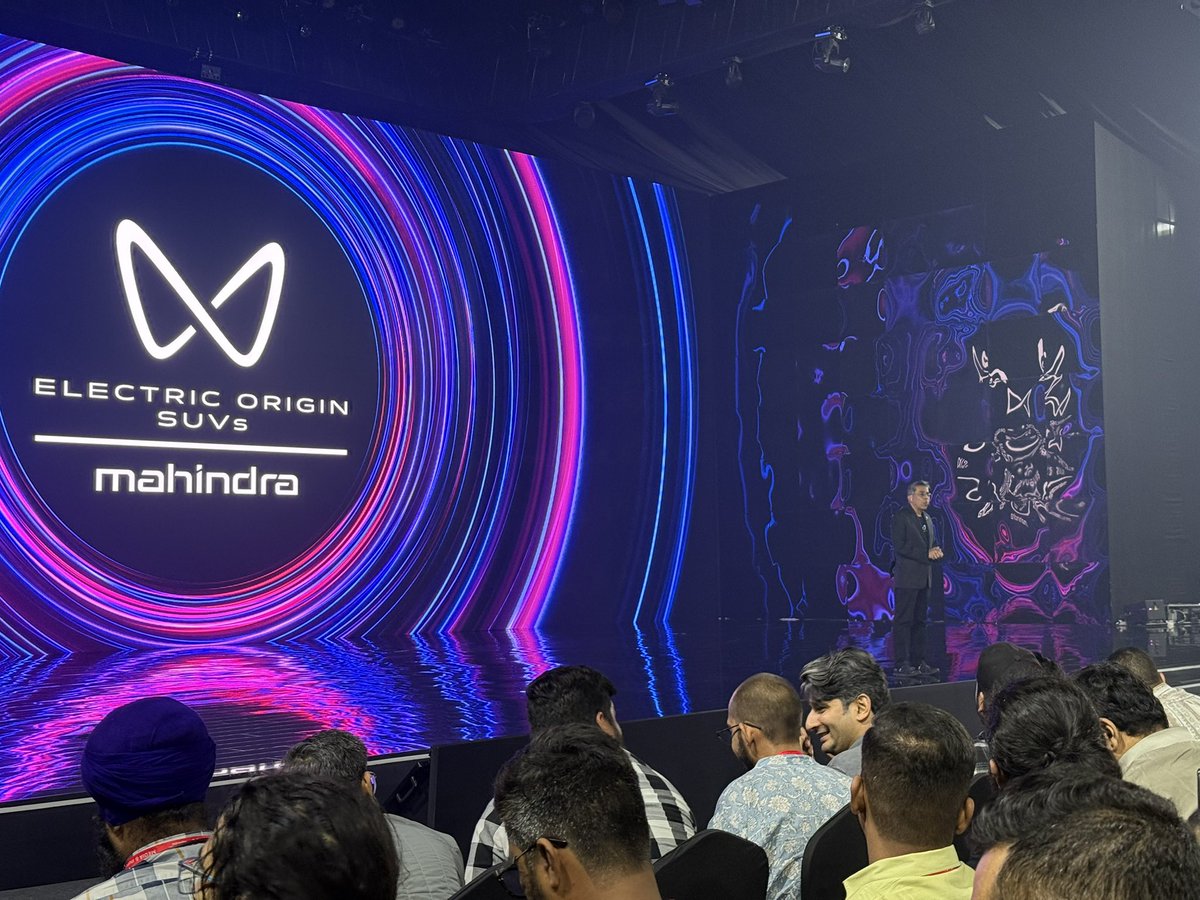 rushlane's tweet photo. Anish Shah takes the stage at Mahindra Unlimit India
#mahindra #unlimitindia #BE6e #XEV9e #electricorigin https://t.co/q3a7rS7MbW