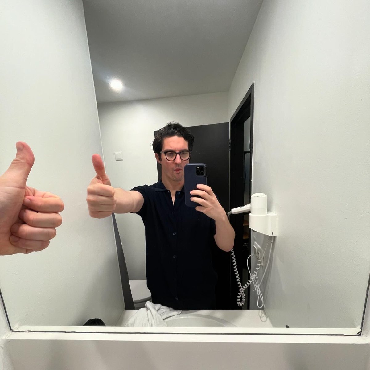 Dan Croll (@dancroll) on Twitter photo Thanks Antwerp ❤️
So excited to play Paris / @pointephemere tonight!
Doors at 8pm
<a href="/niamhreganmusic/">Niamh Regan</a> 8:30pm
Tickets 🎟️ dancroll.com/live Thanks Antwerp ❤️
So excited to play Paris / @pointephemere tonight!
Doors at 8pm
<a href="/niamhreganmusic/">Niamh Regan</a> 8:30pm
Tickets 🎟️ dancroll.com/live