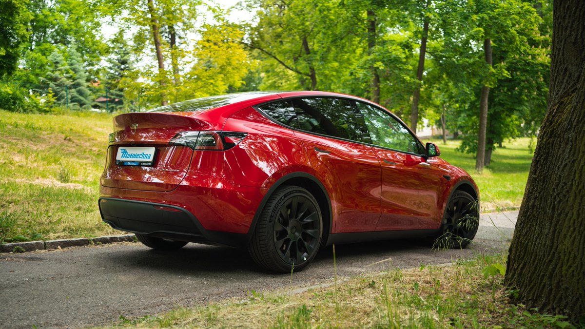 PetrVanecekAAA's tweet image. Čeho se bojí kupující u #BEV nejvíc? 
U nových se 56% obává vysoké #ceny, 39% nedostatečného dojezdu a 35% problémů s nabíjením. U ojetin to je velmi podobné, jen obavy o výdrž #baterie jsou u 62% zájemců. Přitom #moduly baterie mívají záruku do 8 let stáří vozu nebo 160000km
#EV