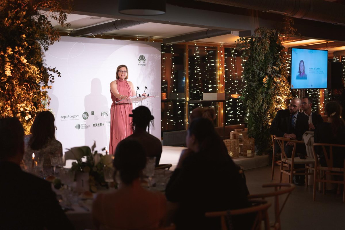 Last week I had the pleasure to meet 30 young women in 🇭🇷 as participants in the <a href="/EuLeadership/">European Leadership Academy</a> Academy for Women in Rural Innovation.

The <a href="/EU_Commission/">European Commission</a> &amp; @CINEA are committed to achieving gender balance in Europe and especially in our rural communities.