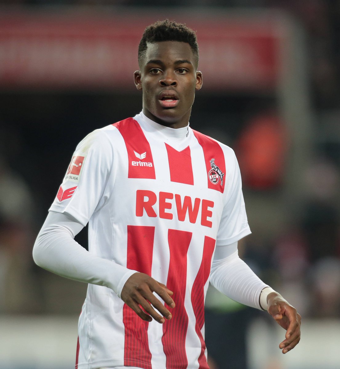fckoeln's tweet image. 16 Jahre, elf Monate und 28 Tage 🤯

So alt war #effzeh-Eigengewächs Yann Aurel Bisseck bei seinem Bundesligadebüt, das sich heute zum siebten Mal jährt. Damit ist Bisseck, der mittlerweile bei  Inter Mailand spielt, der jüngste Debütant der FC-Geschichte. 🙌