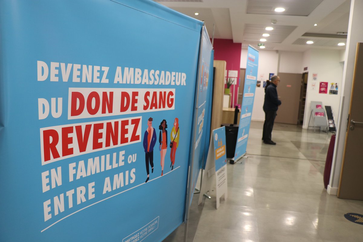 Retour sur notre opération « Don du sang », réalisée en partenariat avec la Fédération Française du Don du Sang, Rotary International et l'Entreprise Étudiante Human. 💉🩸

Un grand merci à chaque personne ayant participé à cette collecte ! 🌟