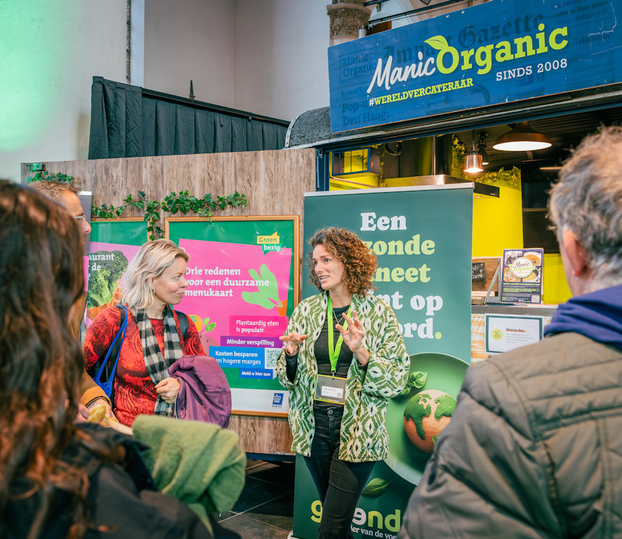 Nieuw voor Haagse horeca ondernemers: workshops Menukaart van de toekomst 🫑

De gemeente Den Haag en KHN Den Haag werken samen om de Haagse horeca te ondersteunen bij de verduurzaming van hun bedrijf, ook in de keuken.

Lees hier meer informatie: duurzamestad.denhaag.nl/bedrijf/worksh…