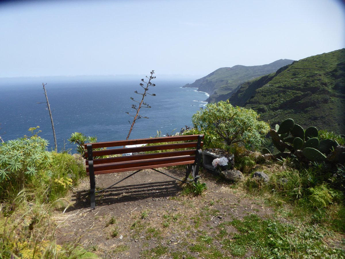 Siente el silencio, imprégnate de la tranquilidad que abunda en este rincón.

Nos vamos a El Tablado en #LaPalmaLaIslaBonita

#LaPalmaSiempreBonita