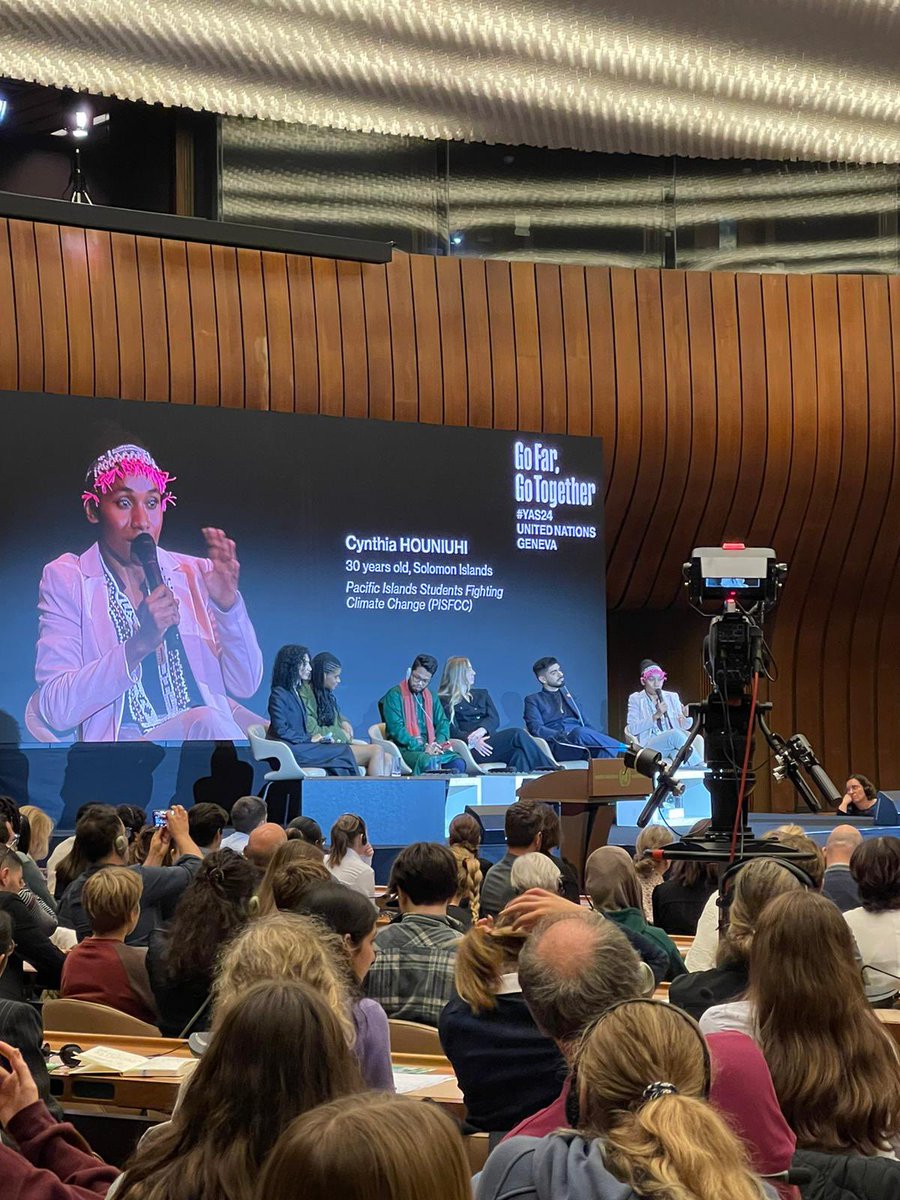 Eleanor Sanders (@esandersfcdo) on Twitter photo So uplifting to meet thoughtful and inspired young professionals at the <a href="/ActivistsSummit/">Young Activists Summit</a> in Geneva last week. Great advocates on human rights, climate change, international law and more… So uplifting to meet thoughtful and inspired young professionals at the <a href="/ActivistsSummit/">Young Activists Summit</a> in Geneva last week. Great advocates on human rights, climate change, international law and more…