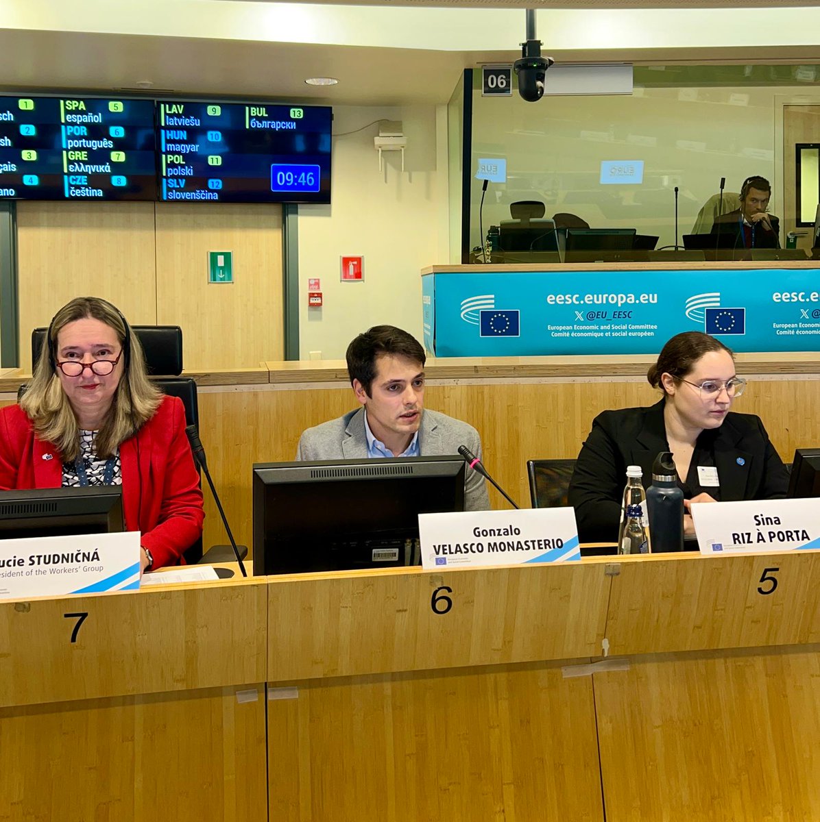 <a href="/LucaLuc19908512/">Luca Luca Studničná🇪🇺🇨🇿</a> Follow live as Gonzalo Velasco Monasterio @VelascoGon1 presents the European Parliament's 2024 post-electoral Eurobarometer, focusing on the cost of living. 📊🇪🇺 #Eurobarometer 

eesc.europa.eu/en/agenda/our-…