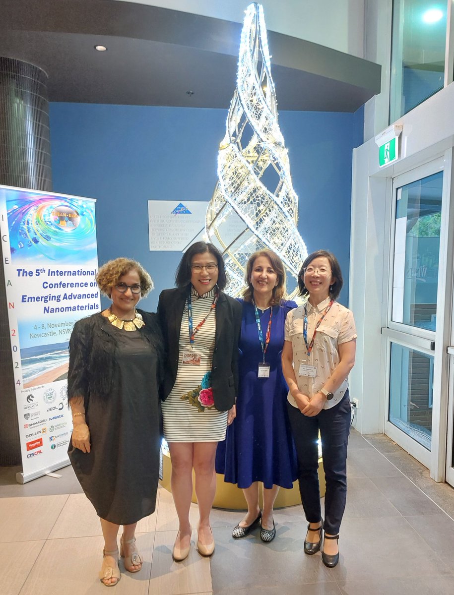 Anita Ho-Baillie (@anitahobaillie) on Twitter photo Something magical about this photo. All four awarded an <a href="/arc_gov_au/">Australian Research Council</a> DP25.
Congratulations, Hala Zreiqat, <a href="/DehghaniFariba/">Fariba Dehghani</a> and <a href="/HongxiaWang8/">Hongxia Wang</a>
And thanks to CI and PIs for my DP25, <a href="/MahmudArafatmd/">Md Arafat Mahmud</a> <a href="/tedsargentNU_TO/">Ted Sargent</a> Bin Chen <a href="/ChuChenChueh/">Chu-Chen Chueh @ NTU</a>
Merry #Christmas #DP25 Something magical about this photo. All four awarded an <a href="/arc_gov_au/">Australian Research Council</a> DP25.
Congratulations, Hala Zreiqat, <a href="/DehghaniFariba/">Fariba Dehghani</a> and <a href="/HongxiaWang8/">Hongxia Wang</a>
And thanks to CI and PIs for my DP25, <a href="/MahmudArafatmd/">Md Arafat Mahmud</a> <a href="/tedsargentNU_TO/">Ted Sargent</a> Bin Chen <a href="/ChuChenChueh/">Chu-Chen Chueh @ NTU</a>
Merry #Christmas #DP25