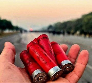 Abdulla_Alamadi's tweet photo. Crowds are like a flood, you can't stand in front of it in any way except to go along with it calmly & wisely until it calms down.. 

Why some ruling regimes don’t realize that the use of violence against brave people, many of whom have weapons, can not have good consequences ?!