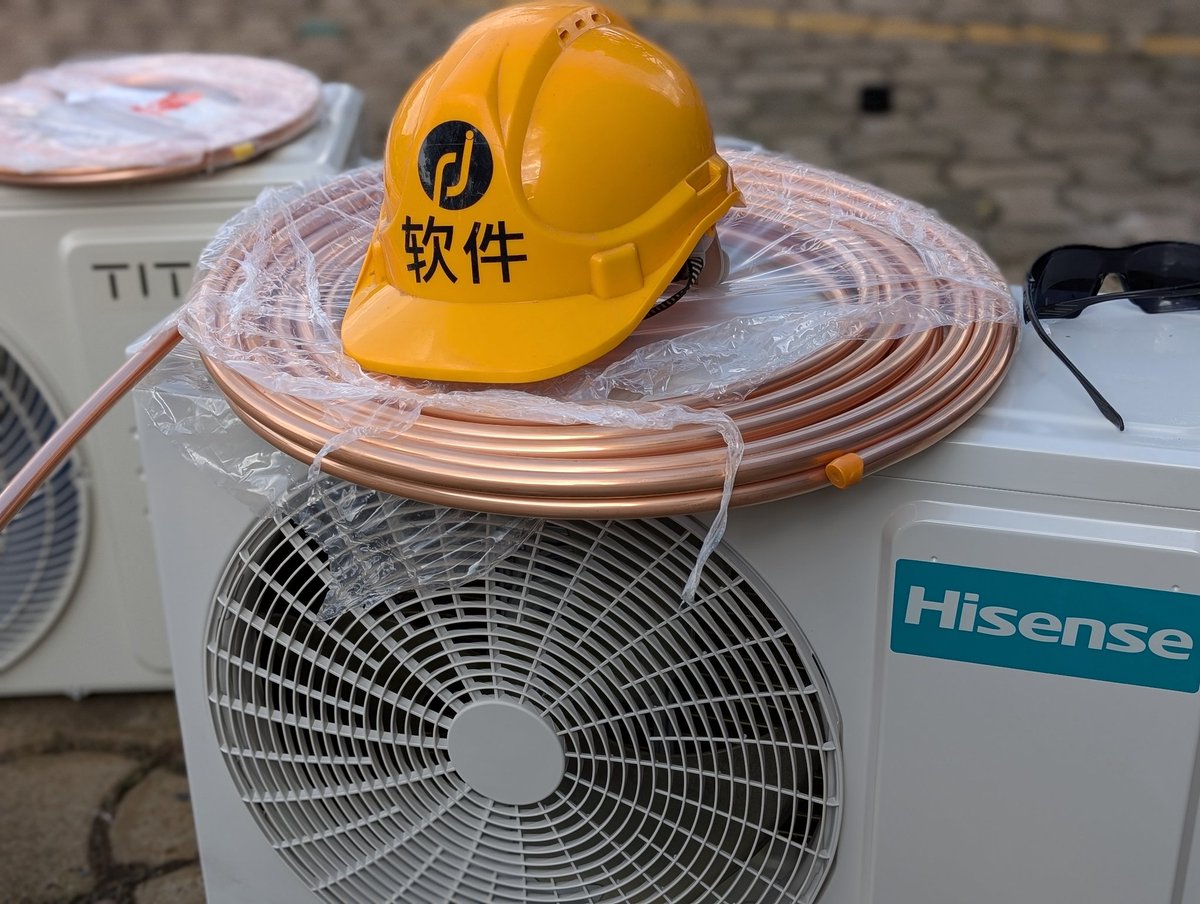 Ruanjian_Ltd's tweet image. Stay Cool, Stay Comfortable! ❄️
Summer's heat is no match for our expert AC installation services! 🌬️ Fast, reliable, and tailored to your needs.

📞 Call us today to beat the heat: 0394501938

#ACInstallation #StayCool